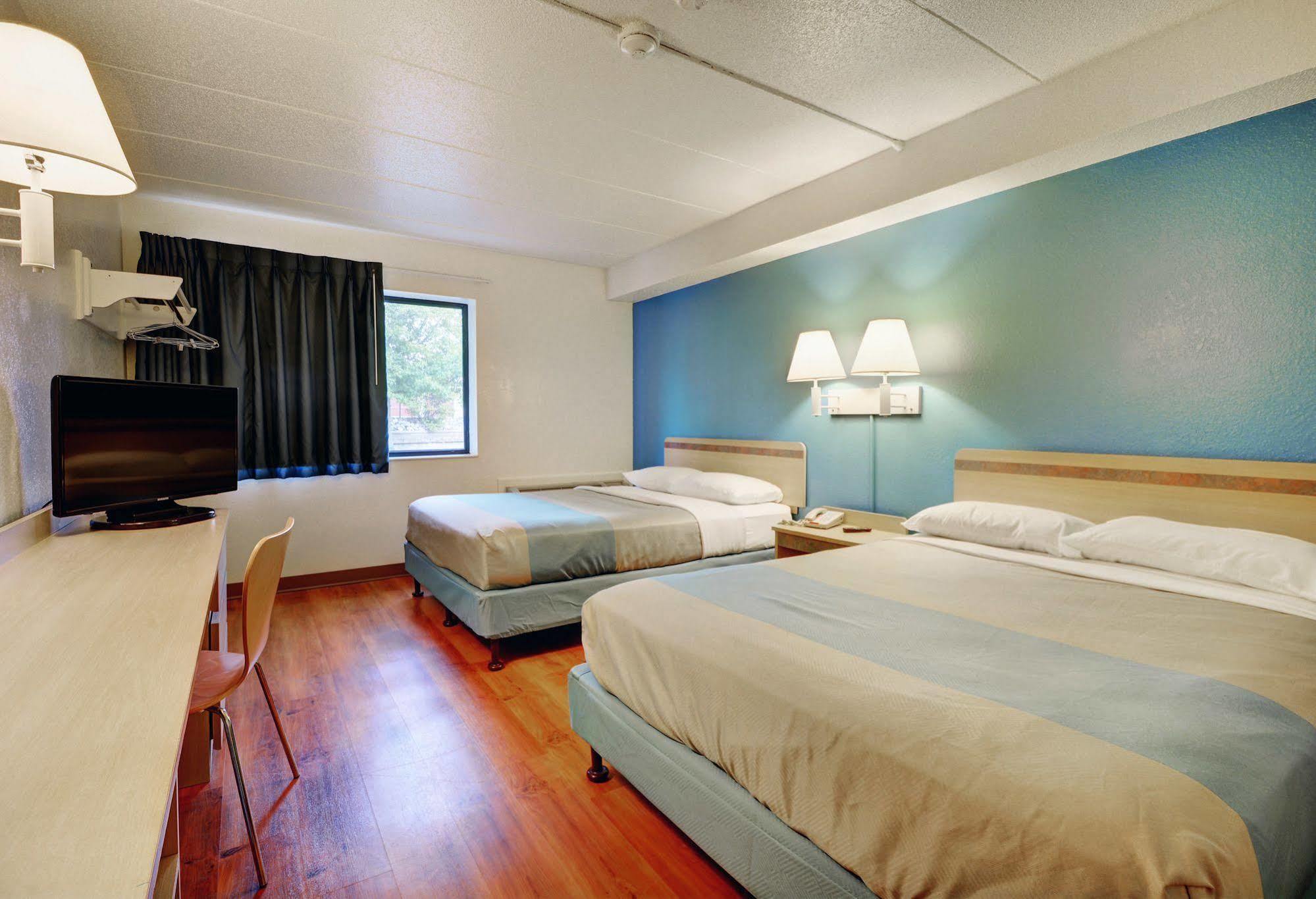 Motel 6-Newport, Ri Ngoại thất bức ảnh